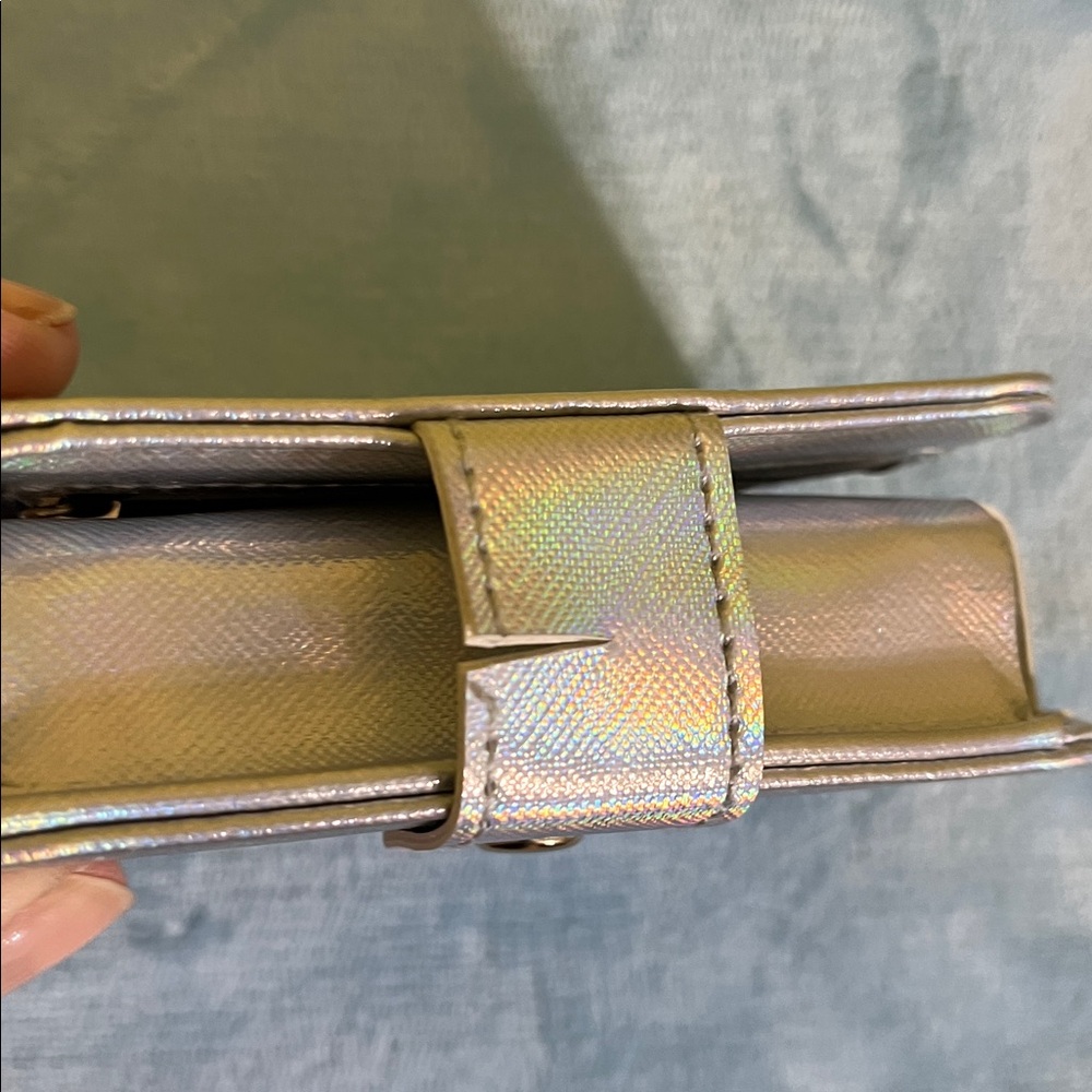 Holographic Chill Pills Wallet Organizer | Pill Case Holder | Iridescent,flawed - Picture 3 of 7